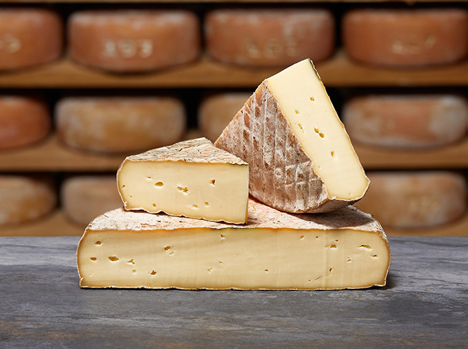 SAINT NECTAIRE FERMIER AOP| Mons Fromager Affineur MOF