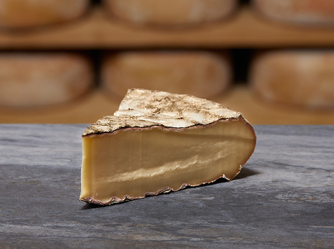 ST NECTAIRE Fermier Lait de Salers aop